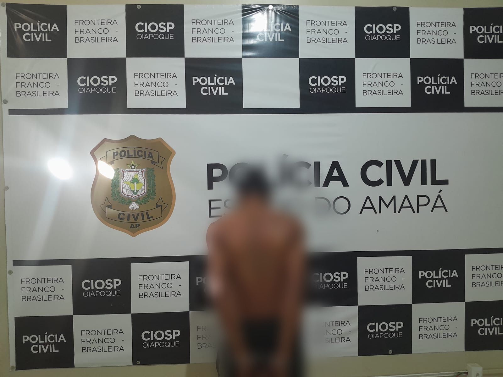 EM OIAPOQUE, POLÍCIA CIVIL PRENDE HOMEM EM FLAGRANTE POR AMEAÇA E LESÃO CORPORAL NO CONTEXTO DE VIOLÊNCIA DOMÉSTICA